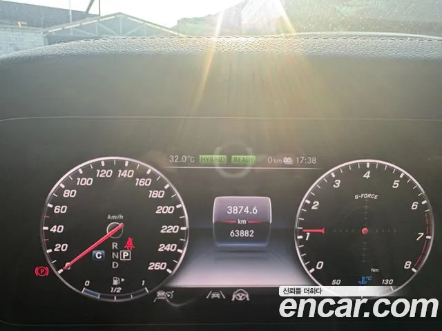 Mercedes-Benz E-Class 2020 thumb 9