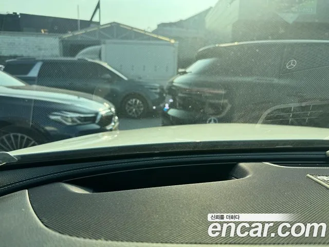 Mercedes-Benz E-Class 2020 thumb 6