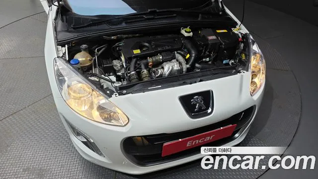 Peugeot 308 2013 thumb 2