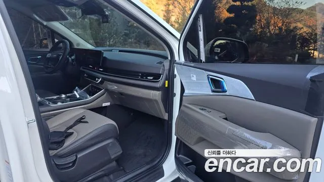 Kia Carnival 2025 thumb 2