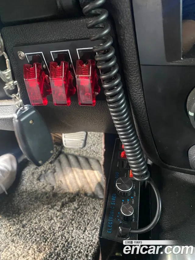 Hummer H3 2005 thumb 3
