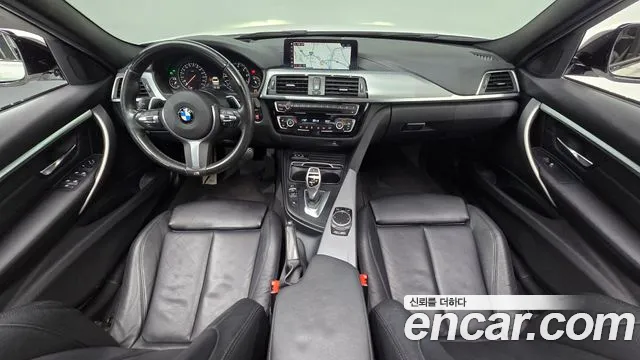BMW 3 серии 2018 thumb 4
