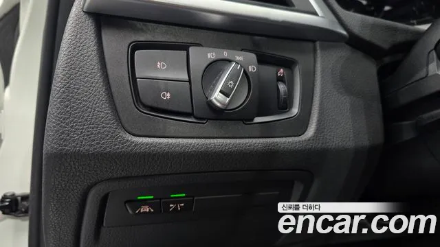 BMW 3 серии 2018 thumb 11