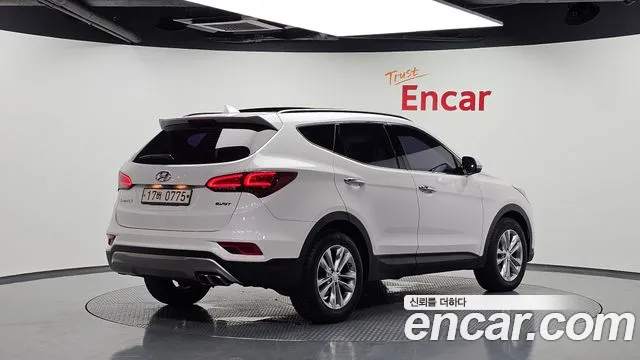 Hyundai Santafe 2015 thumb 5