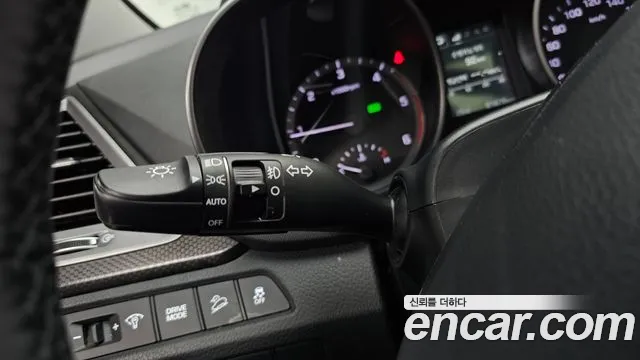Hyundai Santafe 2015 thumb 10