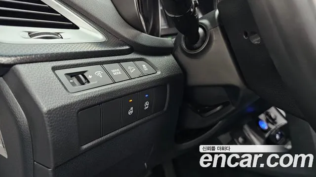 Hyundai Santafe 2015 thumb 8