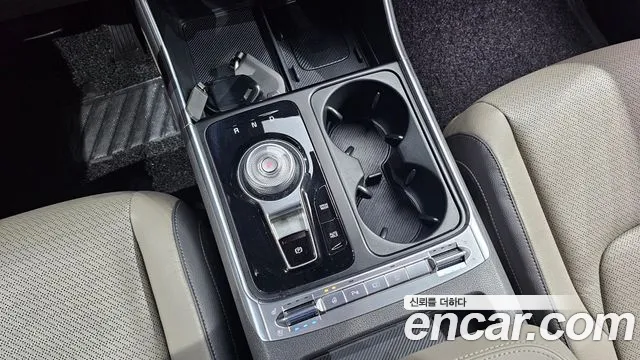 Kia Carnival 2024 thumb 8
