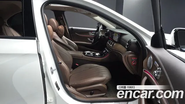 Mercedes-Benz E-Class 2018 thumb 5
