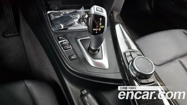 BMW 3 серии 2015 thumb 8