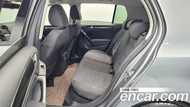 Volkswagen Golf 2012 thumb 10