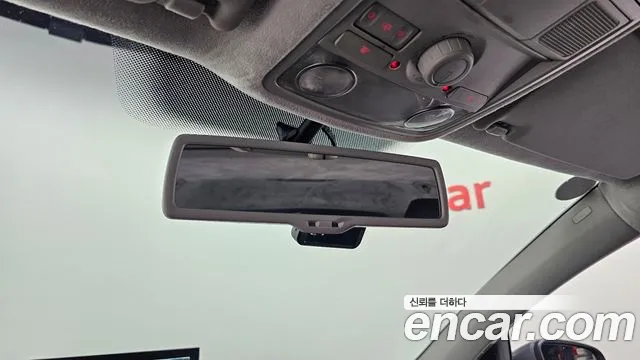 Volkswagen Golf 2012 thumb 3