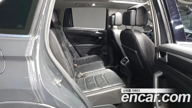 Volkswagen Tiguan 2018 thumb 5