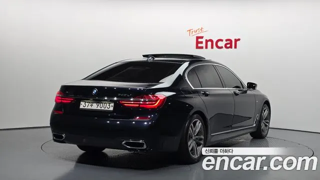 BMW 7 серии 2017 thumb 10