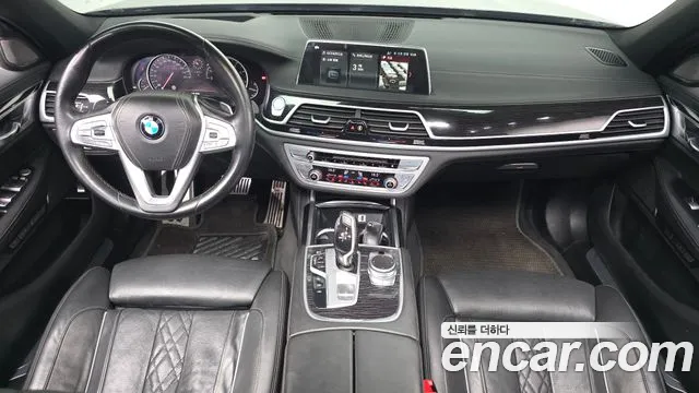 BMW 7 серии 2017 thumb 3