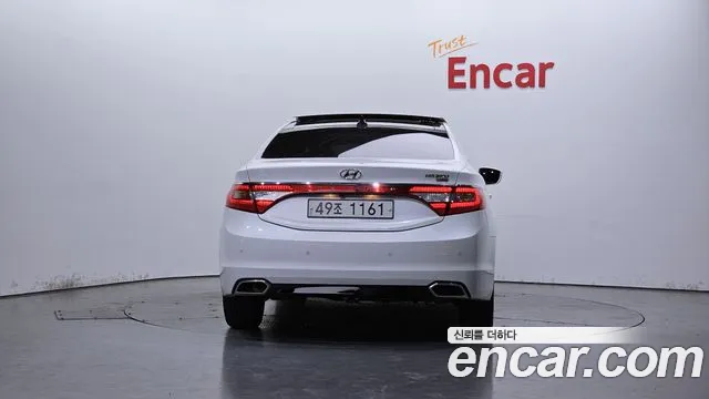 Hyundai Grandeur 2014 thumb 3