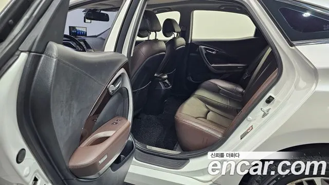 Hyundai Grandeur 2014 thumb 12