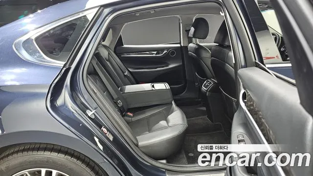 Hyundai Grandeur 2017 thumb 6