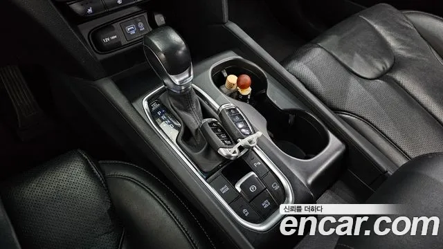 Hyundai Santa Fe 2019 thumb 9