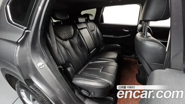 Hyundai Santa Fe 2019 thumb 11