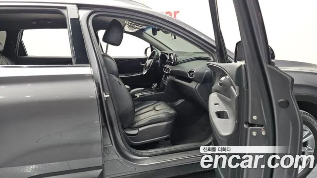 Hyundai Santa Fe 2019 thumb 2