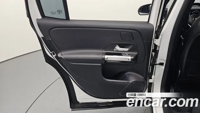 Mercedes-Benz GLB 2021 thumb 7