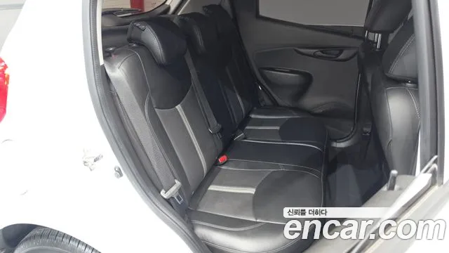 Chevrolet Spark 2018 thumb 12