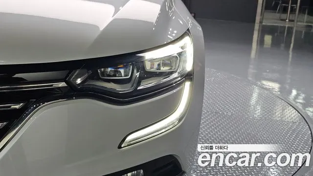 Renault SM6 2016 thumb 6