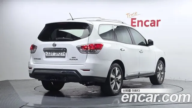 Nissan Pathfinder 2014 thumb 11