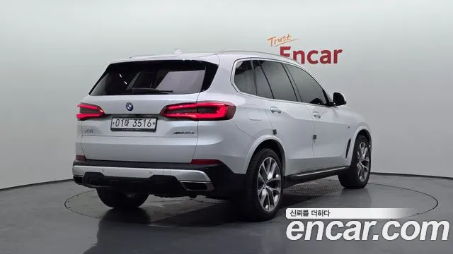 BMW X5 2019 thumb 2