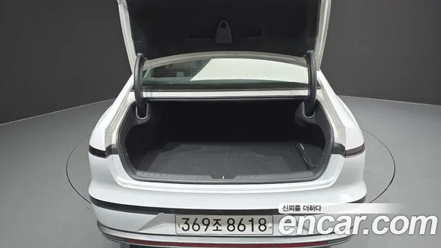 Hyundai Grandeur 2023 thumb 2
