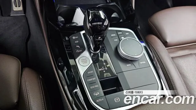 BMW X4 2022 thumb 7
