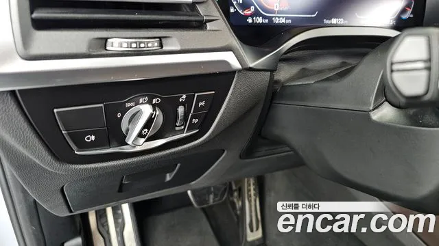 BMW X4 2022 thumb 8