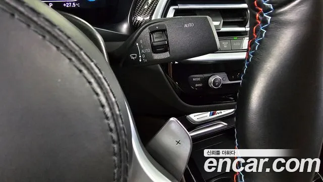 BMW X4 2022 thumb 6