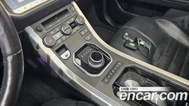 Land Rover Range Rover Evoque 2019 thumb 3