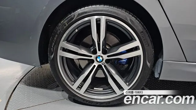 BMW 6 серии Gran Turismo 2024 thumb 11