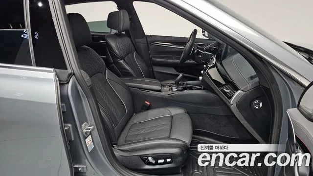 BMW 6 серии Gran Turismo 2024 thumb 5
