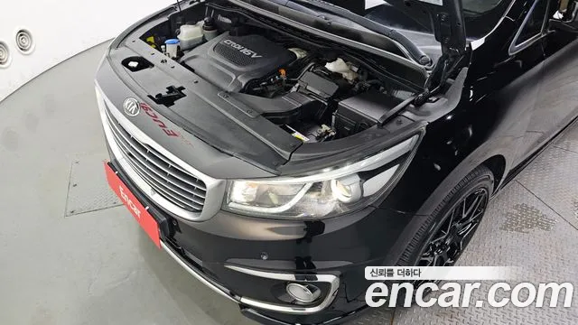 Kia Carnival 2018 thumb 6