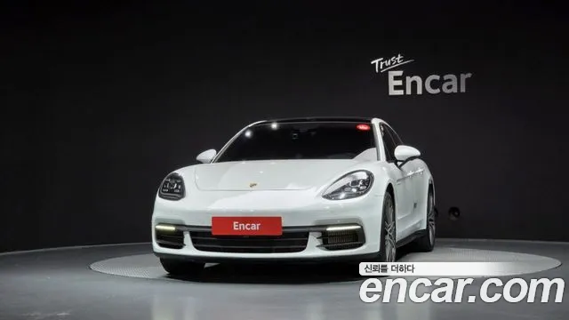 Porsche Panamera 2019 thumb 7