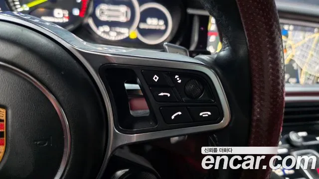 Porsche Panamera 2019 thumb 12