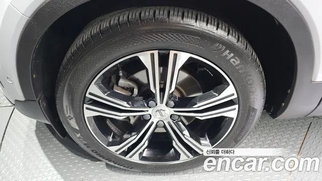 Volvo XC40 2019 thumb 11