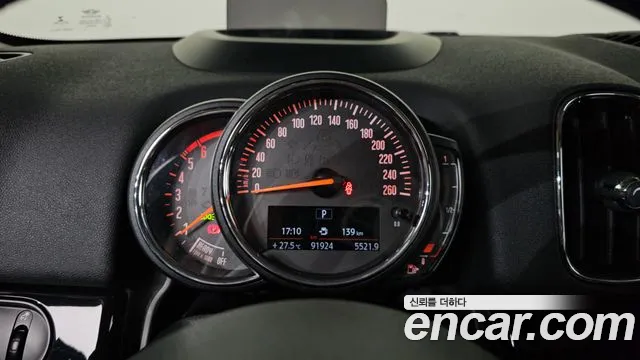 Mini Countryman 2018 thumb 4