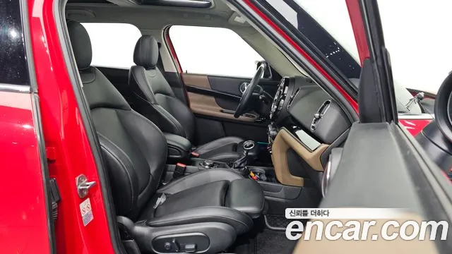 Mini Countryman 2018 thumb 7