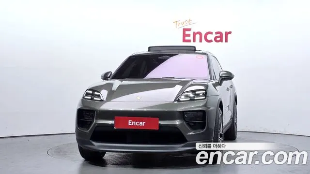 Porsche Macan EV 2025 thumb 8