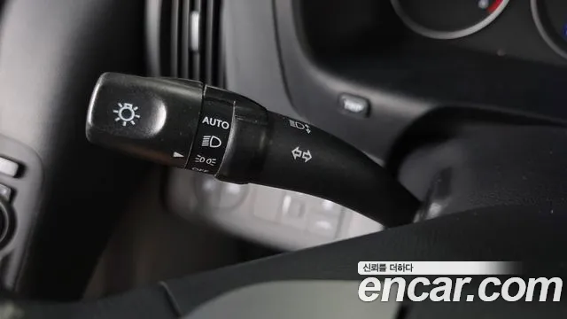 Hyundai Staria 2016 thumb 12