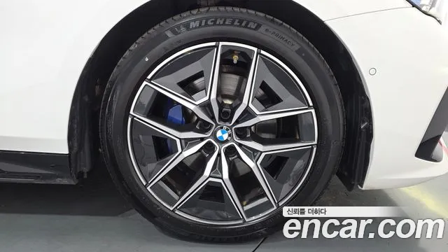 BMW 5 серии 2025 thumb 9