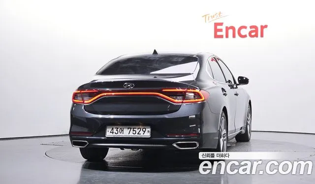 Hyundai Grandeur 2017 thumb 11