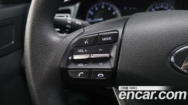 Hyundai Avante 2019 thumb 12