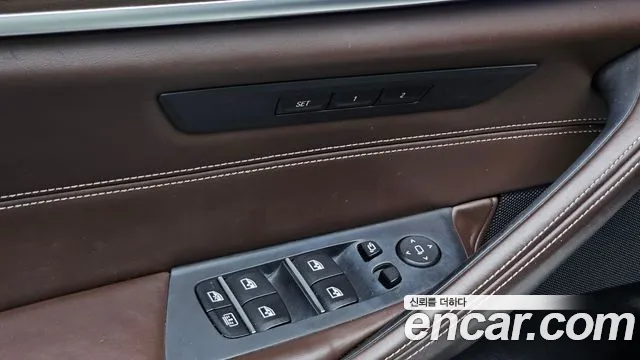 BMW 5 серии 2017 thumb 12