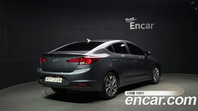 Hyundai Elantra 2019 thumb 2
