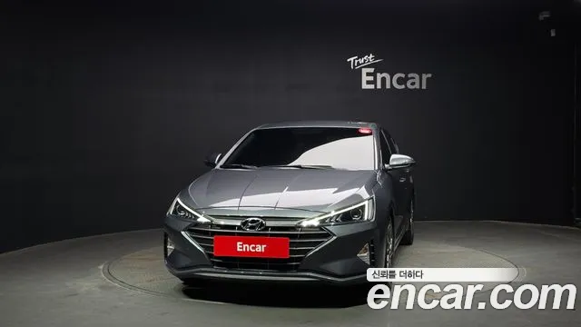 Hyundai Elantra 2019 thumb 3